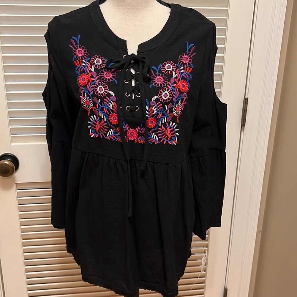 4. Calessa Modele Cold-Shoulder Tunic in Black
